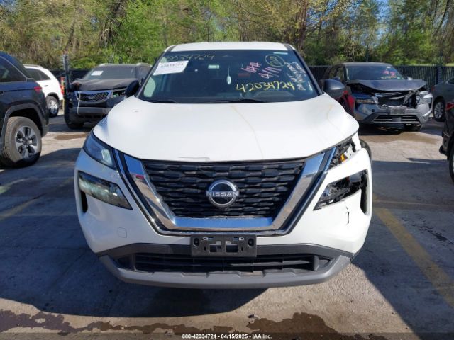 5N1BT3AB5PC888735 Nissan Rogue S Intelligent Awd