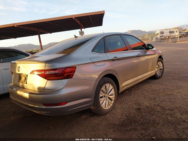 3VWC57BU8KM199089 Volkswagen Jetta 1.4t R-line/1.4t S/1.4t Se