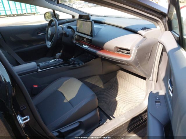 JTDACACU1R3038672 Toyota Prius Prime Xse