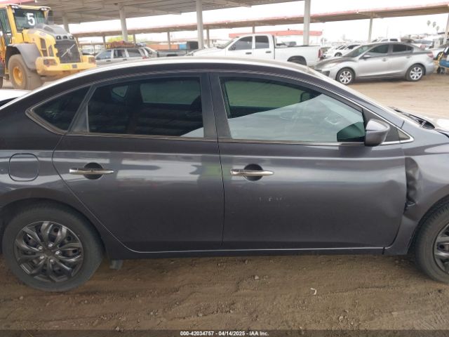 3N1AB7AP8EL698082 Nissan SENTRA SV