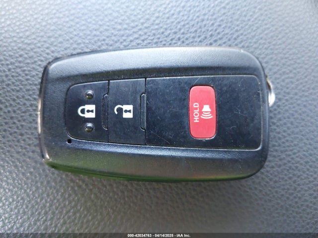 JTMRWRFV1MD107344 Toyota Rav4 Hybrid Xle