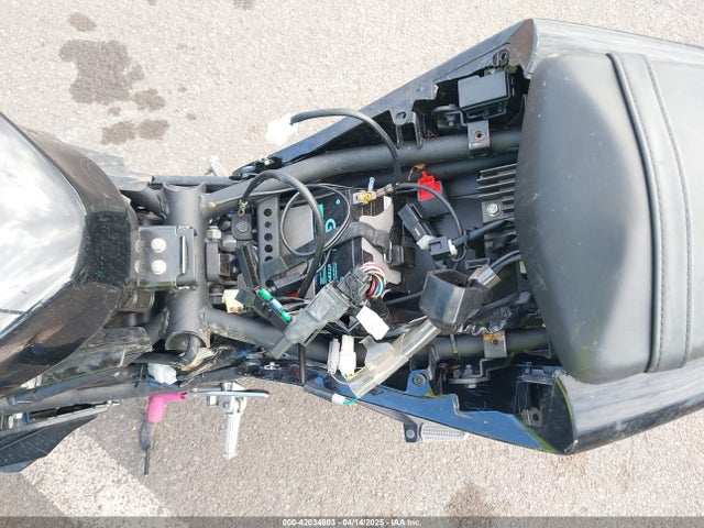 MH3RH18Y0NK008631 Yamaha Yzf-r3