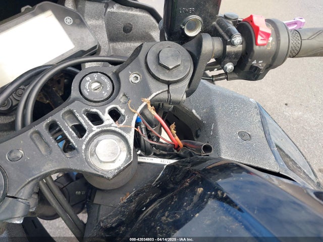 MH3RH18Y0NK008631 Yamaha Yzf-r3