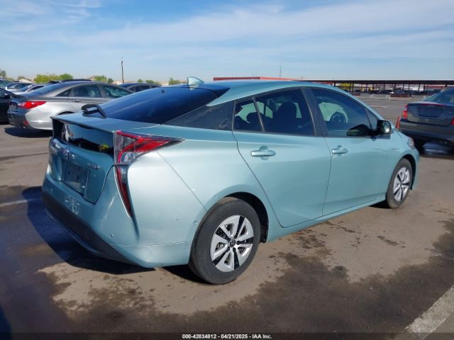 JTDKBRFUXJ3066430 Toyota Prius Two