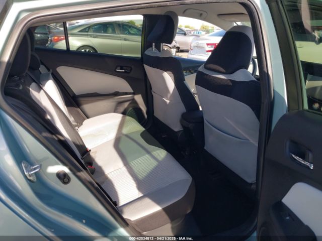 JTDKBRFUXJ3066430 Toyota Prius Two