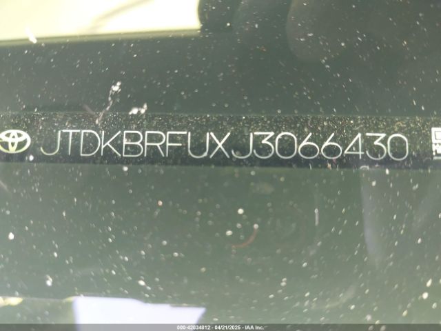 JTDKBRFUXJ3066430 Toyota Prius Two