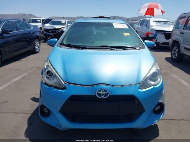 JTDKDTB30F1100821 Toyota Prius C Four