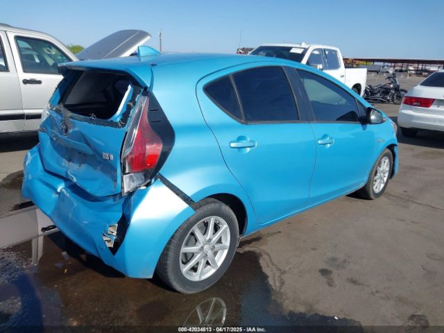 JTDKDTB30F1100821 Toyota Prius C Four