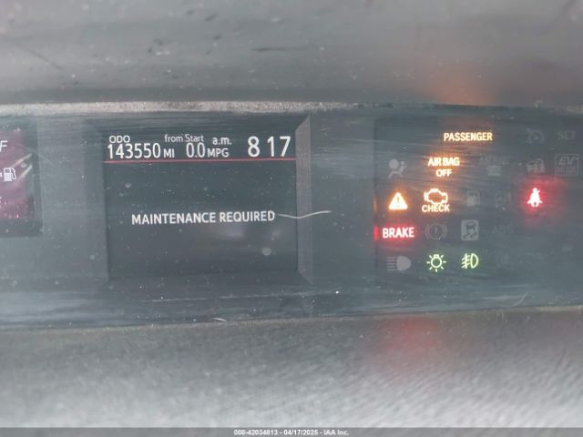 JTDKDTB30F1100821 Toyota Prius C Four