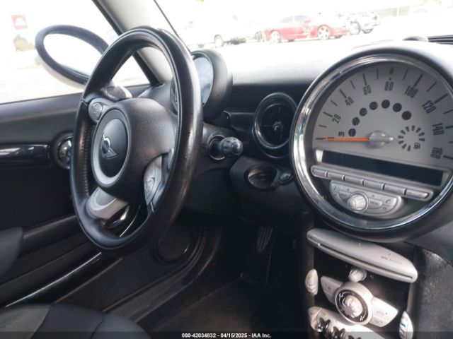 2010 MINI COOPER S WMWMF7C55ATZ34491 Photo 5