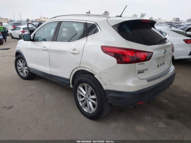 JN1BJ1CP4JW187930 Nissan Rogue Sport Sv