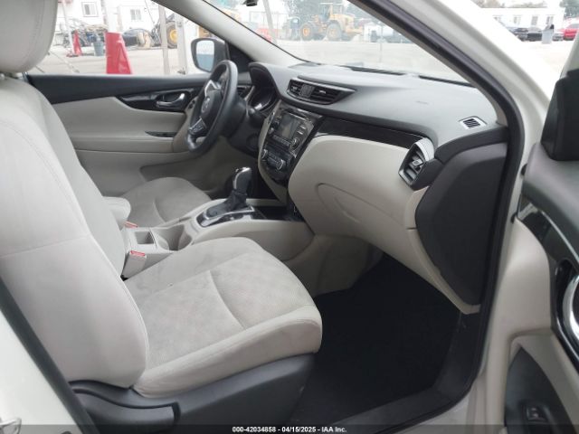 JN1BJ1CP4JW187930 Nissan Rogue Sport Sv