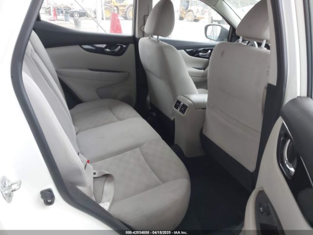 JN1BJ1CP4JW187930 Nissan Rogue Sport Sv