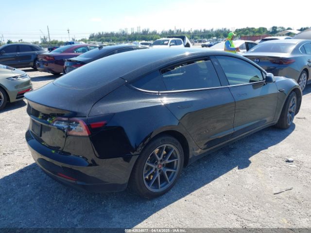 5YJ3E1EA5NF343952 Tesla Model 3 Rear-wheel Drive
