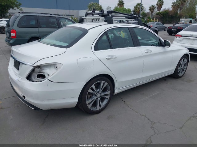 55SWF4KB2FU035579 Mercedes-Benz C 300 4matic/luxury 4matic/sport 4matic