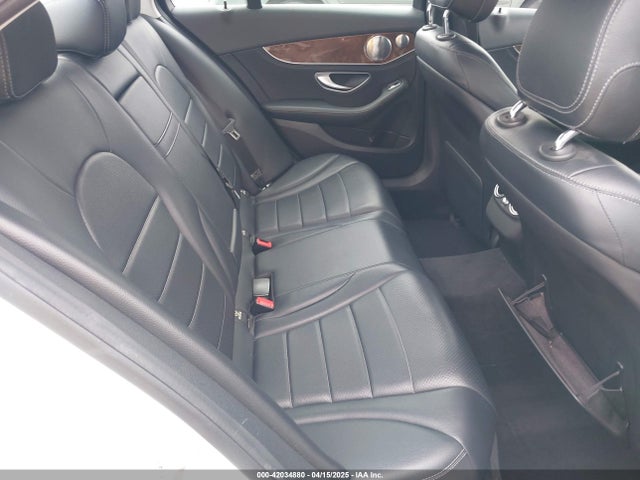 55SWF4KB2FU035579 Mercedes-Benz C 300 4matic/luxury 4matic/sport 4matic