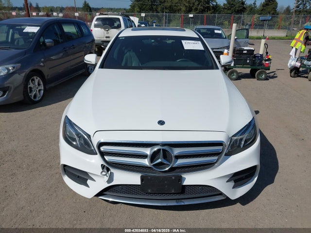 WDDZF4KBXKA592814 Mercedes-Benz E 300 4matic