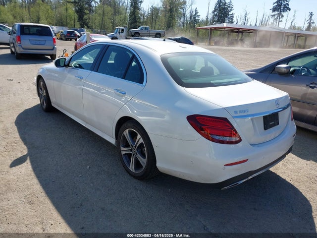 WDDZF4KBXKA592814 Mercedes-Benz E 300 4matic