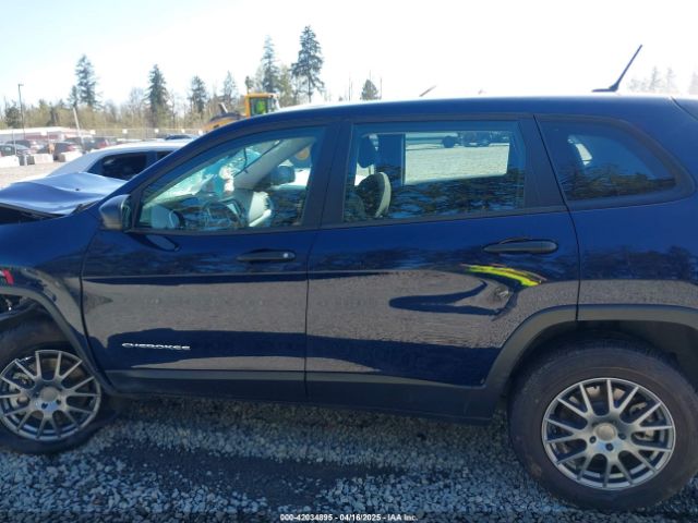 1C4PJMAB6EW286539 Jeep Cherokee Sport