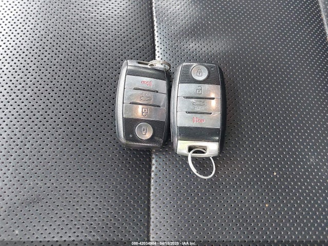 KNAFZ4A82E5058825 KIA FORTE EX