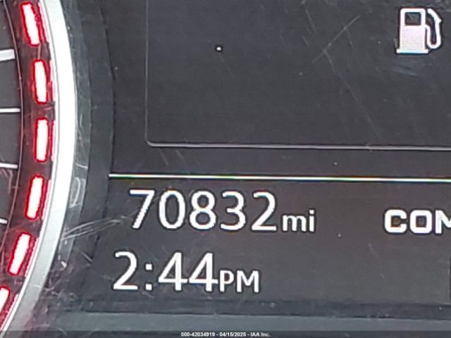 WA1LHAF71JD015269 Audi Q7 2.0t Premium
