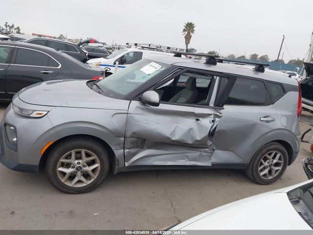 KNDJ23AU7N7837120 KIA SOUL LX