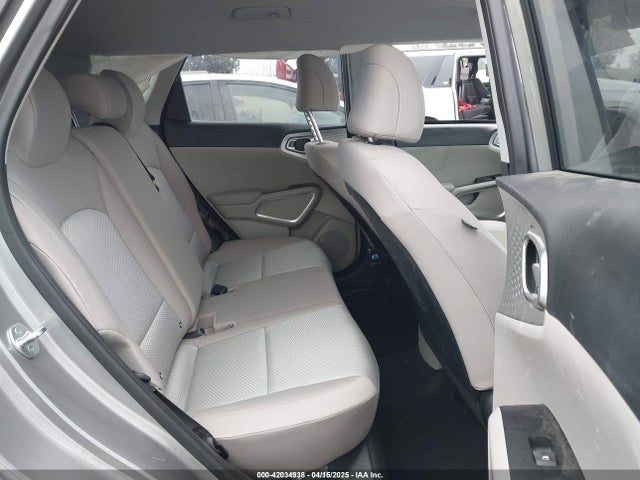 KNDJ23AU7N7837120 KIA SOUL LX