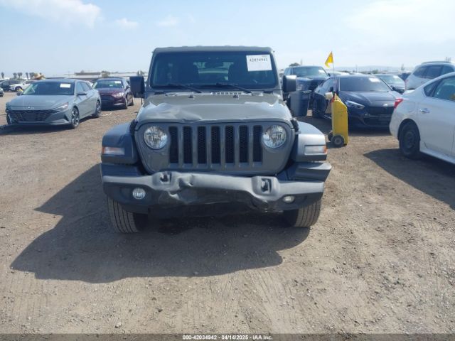1C4HJXDN2LW261730 Jeep Wrangler Unlimited Sport S 4x4