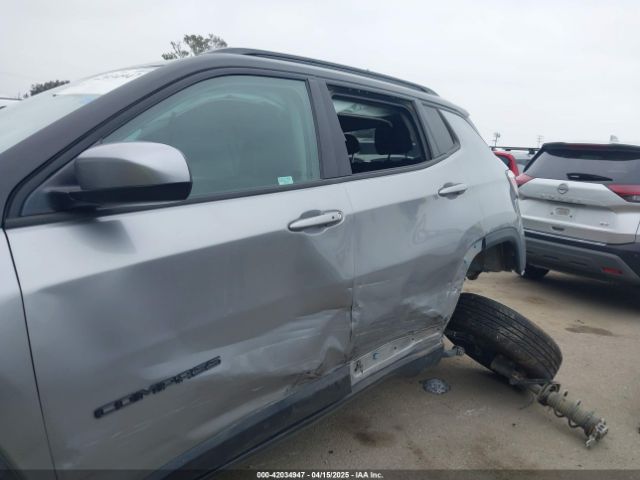 3C4NJCBB7KT617761 Jeep Compass Altitude Fwd