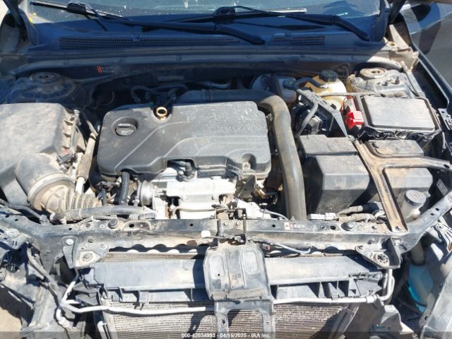 1G1ZD5ST4KF155367 Chevrolet MALIBU LT