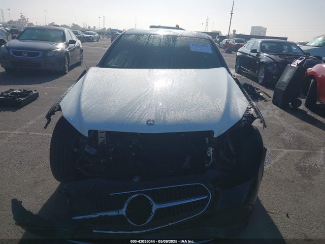 W1KAF4GB1NR055504 Mercedes-Benz m264