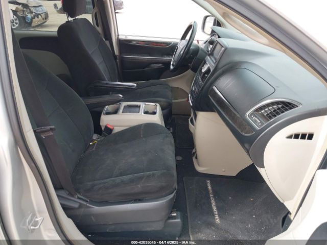 2011 CHRYSLER TOWN & COUNTRY 2A4RR5DGXBR780044 Photo 4