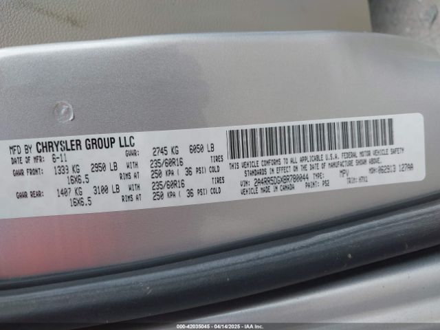 2011 CHRYSLER TOWN & COUNTRY 2A4RR5DGXBR780044 Photo 8