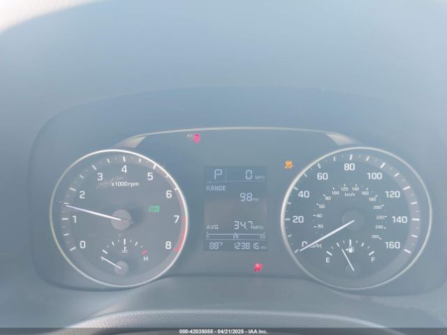 5NPD84LF3HH157294 Hyundai ELANTRA SE