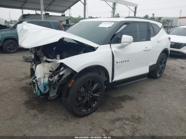 3GNKBERS8KS647477 Chevrolet lgx