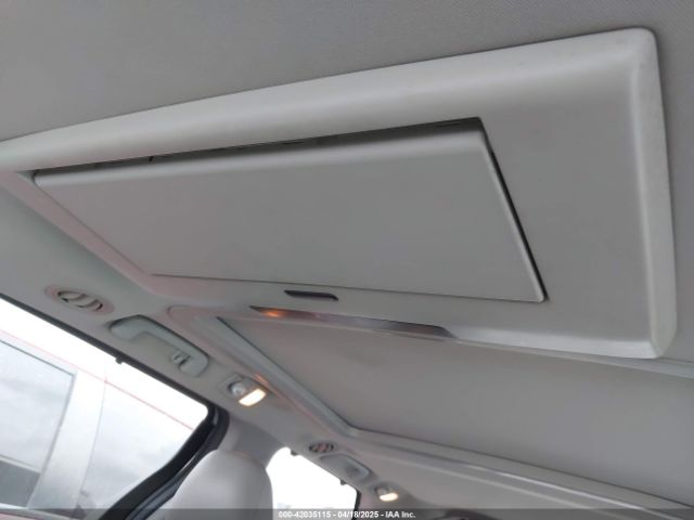 5TDYK3DC5GS763674 Toyota Sienna Limited Premium 7 Passenger