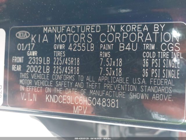KNDCE3LC6H5048381 KIA Niro Touring