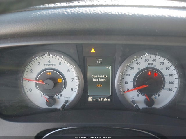 5TDXZ3DC8HS871148 Toyota Sienna Se Premium 8 Passenger
