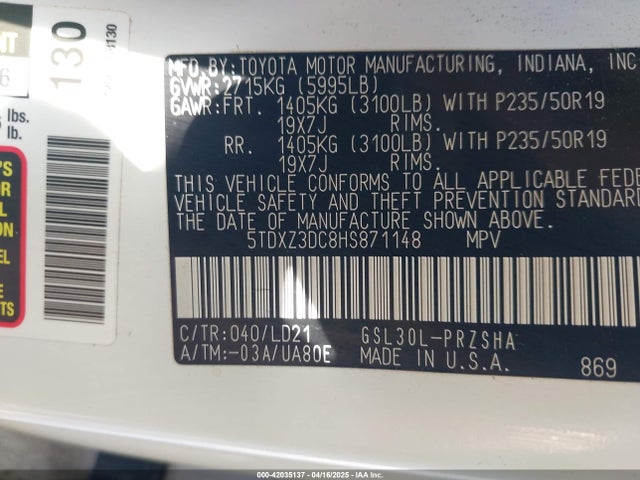 5TDXZ3DC8HS871148 Toyota Sienna Se Premium 8 Passenger
