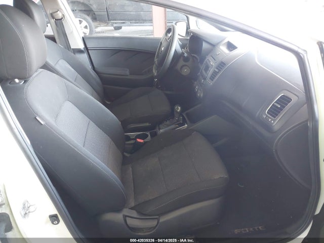 3KPFK4A74JE168739 KIA FORTE LX