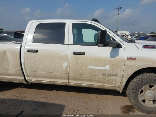 3C6UR4HJ5NG337737 RAM 2500 Tradesman  4x2 8' Box