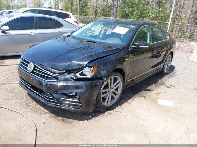 1VWDT7A35HC057621 Volkswagen Passat 1.8t R-line