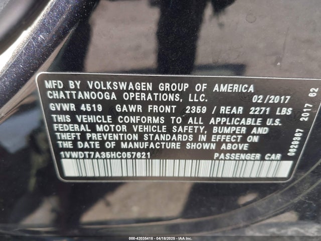 1VWDT7A35HC057621 Volkswagen Passat 1.8t R-line