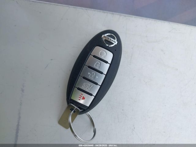 JN8AT2MT2LW017772 Nissan Rogue Sv Fwd