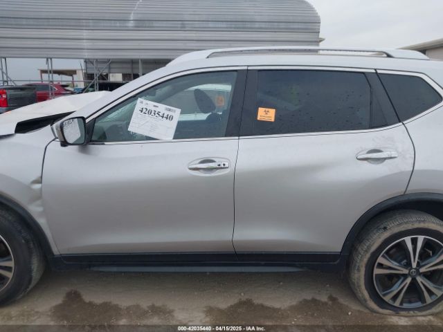 JN8AT2MT2LW017772 Nissan Rogue Sv Fwd