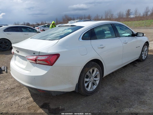 1G1ZD5ST6MF052843 Chevrolet Malibu Fwd Lt