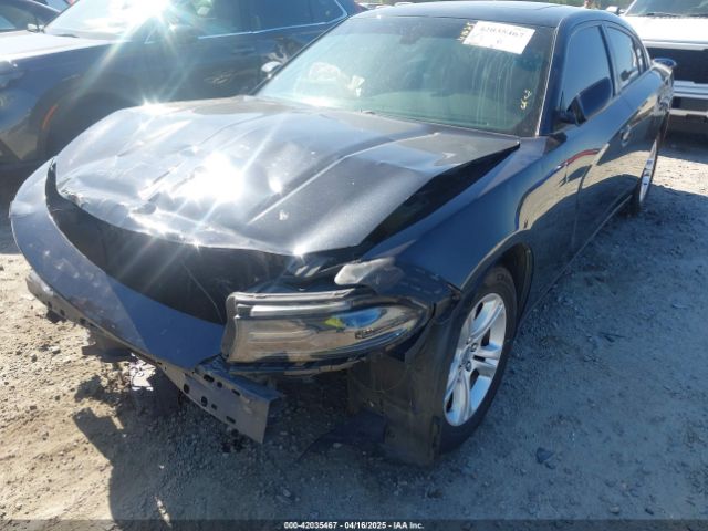 2C3CDXBGXKH653295 Dodge Charger Sxt Rwd