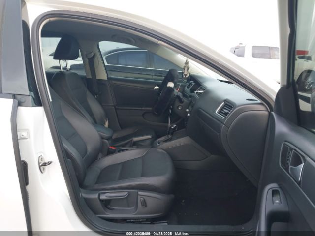 3VWD17AJ5EM276707 Volkswagen 2014