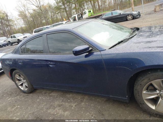 2C3CDXHG5FH878642 Dodge Charger Sxt