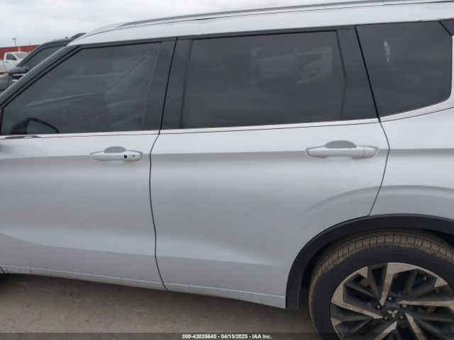 JA4J3WA88RZ057293 Mitsubishi Outlander